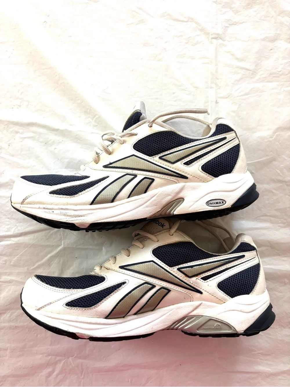 Reebok Navy & White DMX Versasport 4 2010 Sneakers SZ 9.5 Gently Worn